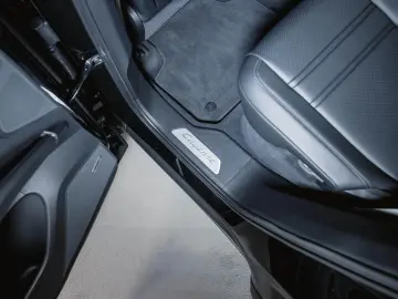 PORSCHE Cayenne E-Hybrid Coupé Platinum Edition Luftfede