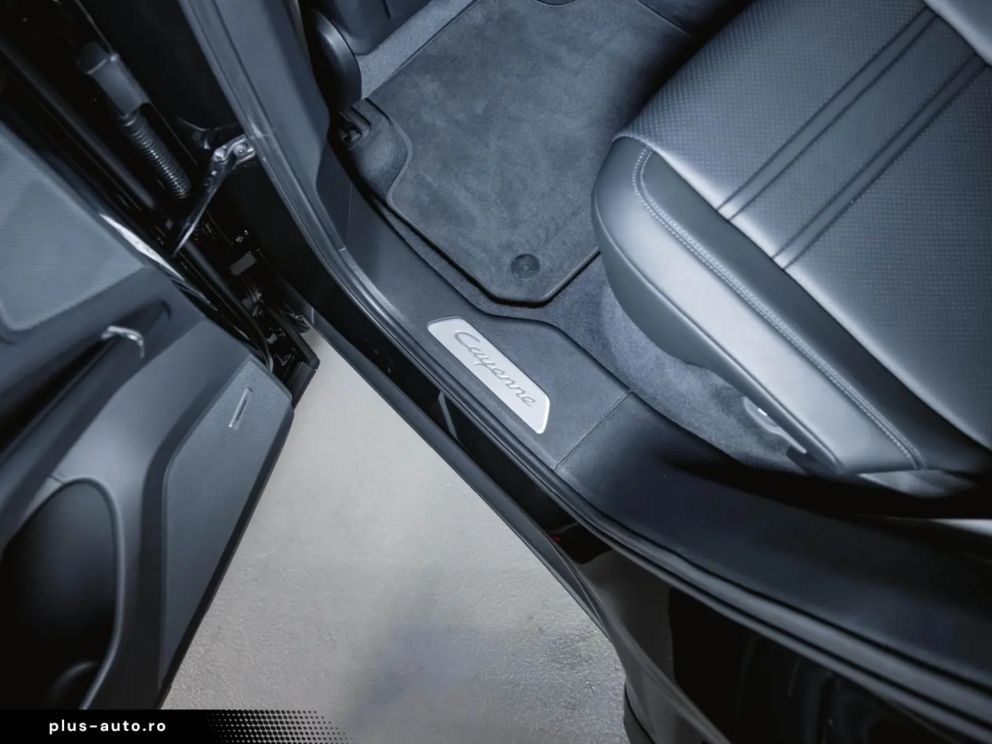 PORSCHE Cayenne E-Hybrid Coupé Platinum Edition Luftfede