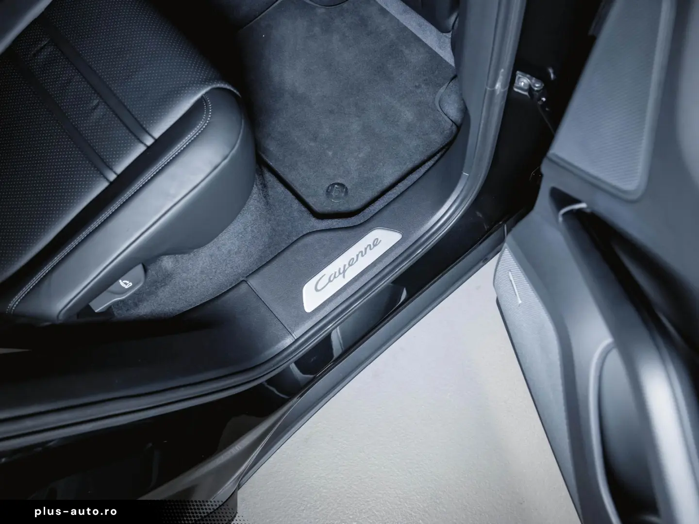 PORSCHE Cayenne E-Hybrid Coupé Platinum Edition Luftfede