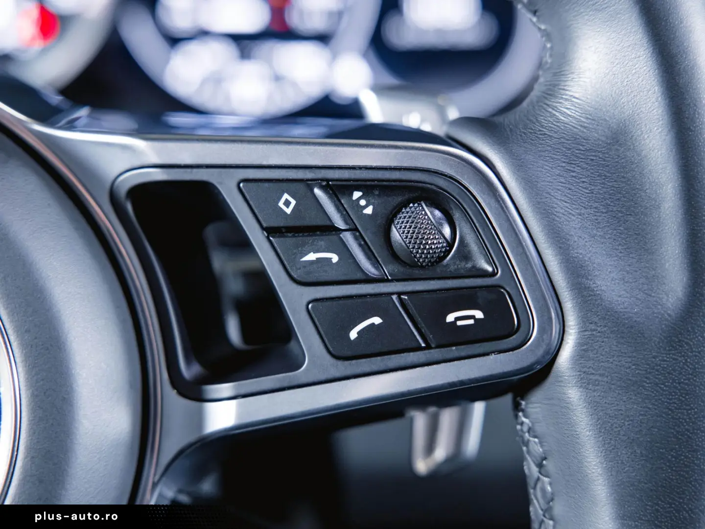 PORSCHE Cayenne E-Hybrid Coupé Platinum Edition Luftfede