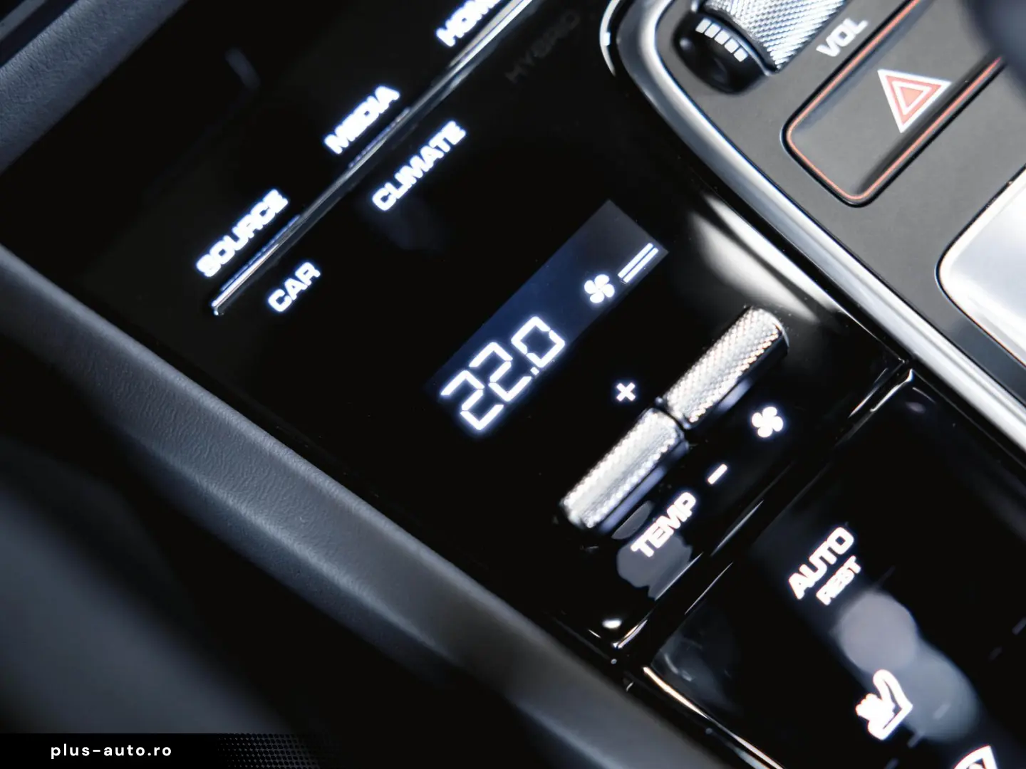 PORSCHE Cayenne E-Hybrid Coupé Platinum Edition Luftfede