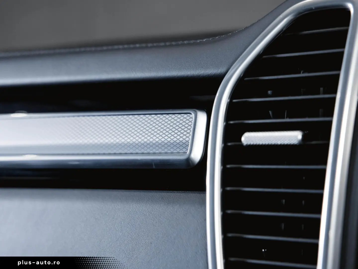 PORSCHE Cayenne E-Hybrid Coupé Platinum Edition Luftfede