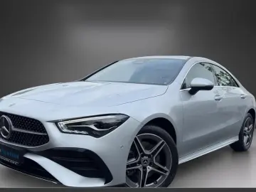 Mercedes-Benz CLA 250 e AMG Line camera Ambiente LED