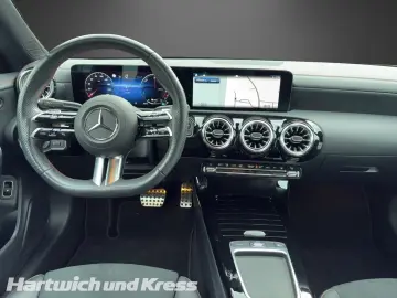 Mercedes-Benz CLA 250 e AMG Line camera Ambiente LED
