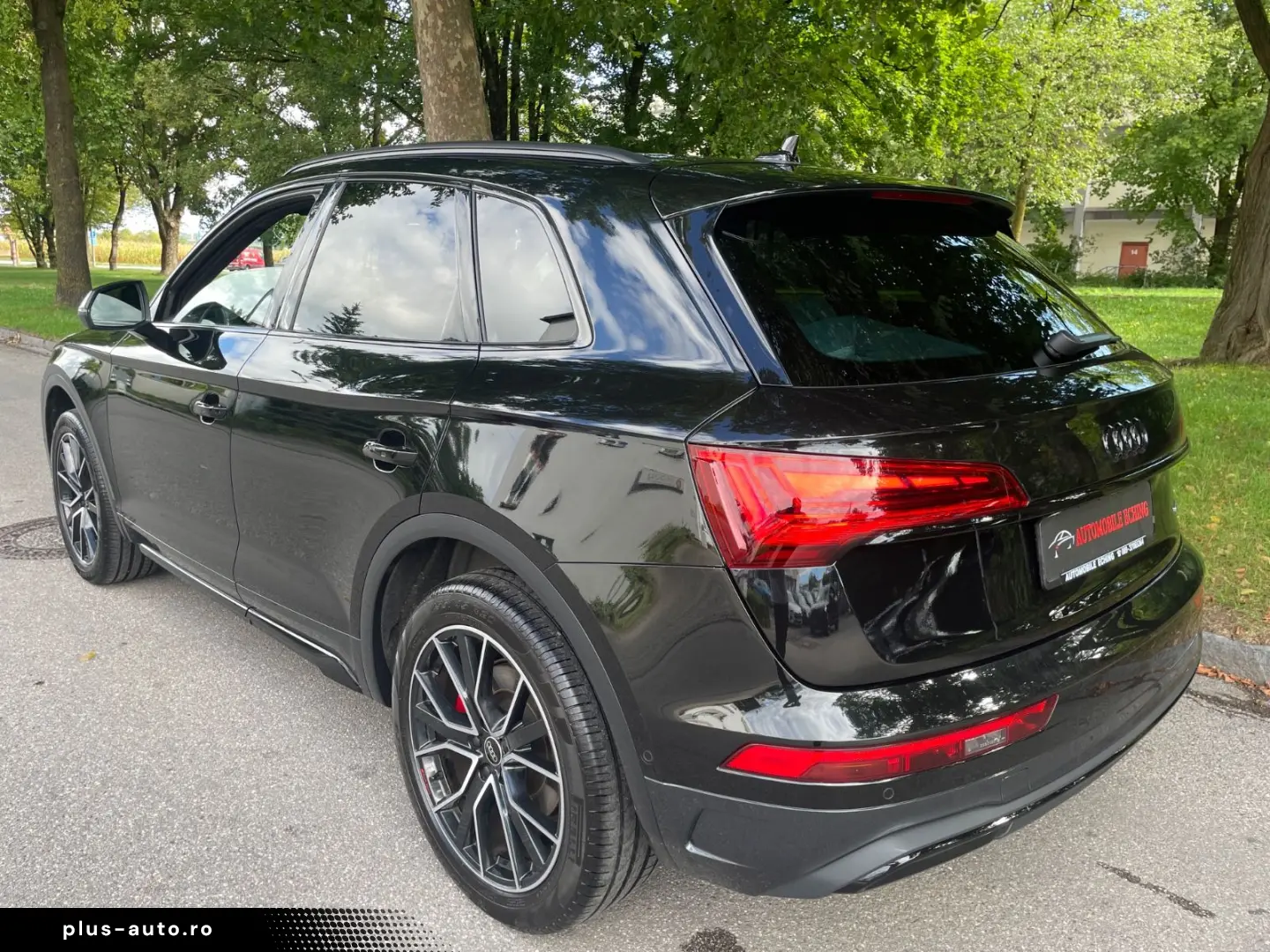 AUDI Q5 40 TFSI Quattro id.Black Matrix Kam Leder