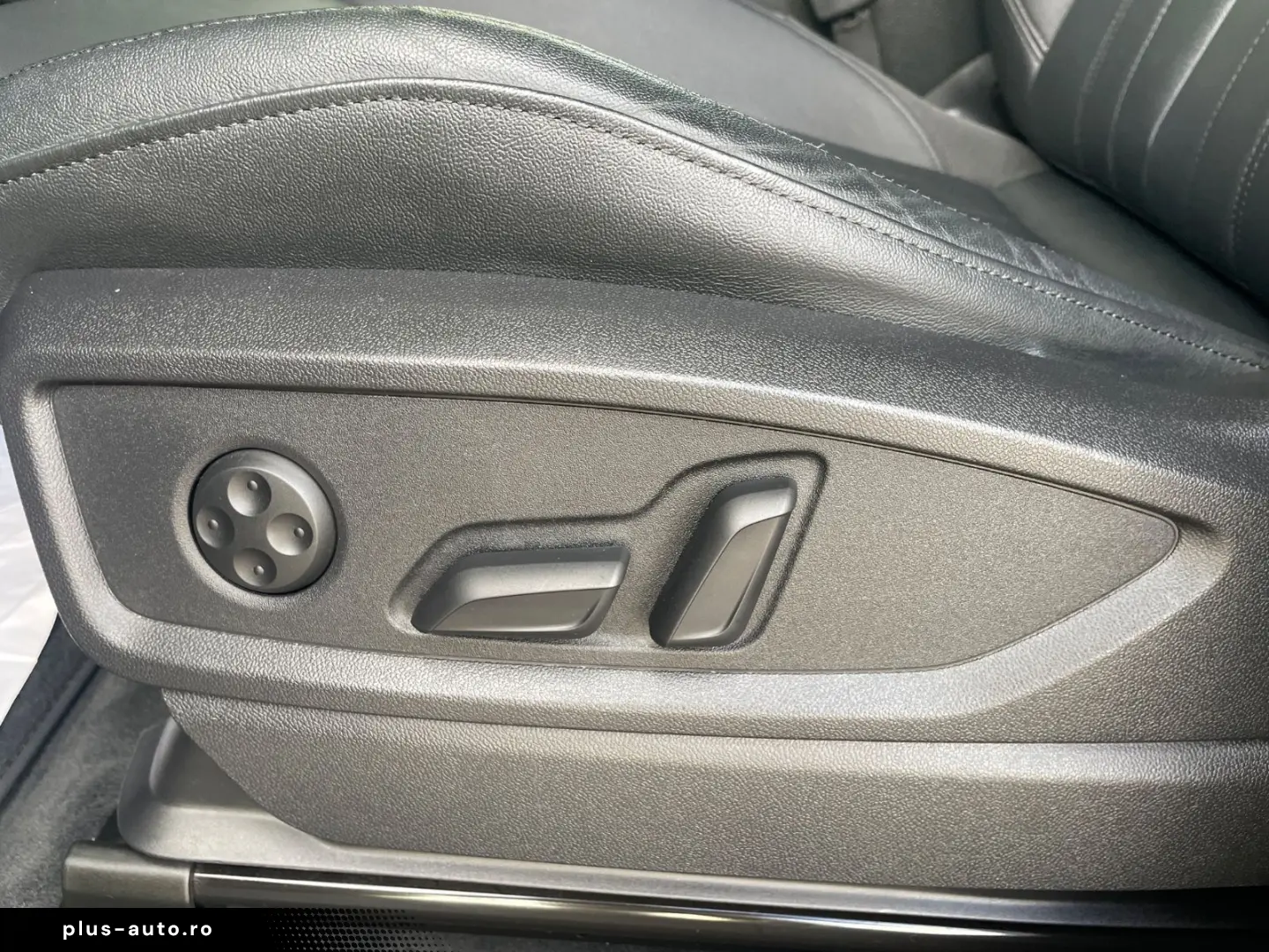 AUDI Q5 40 TFSI Quattro id.Black Matrix Kam Leder