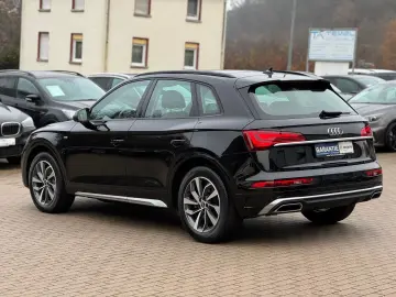 AUDI Q5 35 TDI S line  PANO VIRTUAL NAVI LED