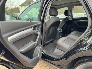 AUDI Q5 35 TDI S line  PANO VIRTUAL NAVI LED