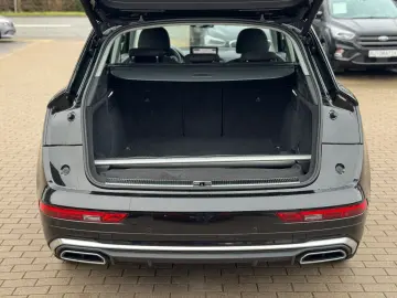 AUDI Q5 35 TDI S line  PANO VIRTUAL NAVI LED