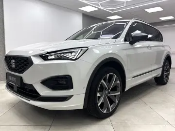 SEAT Tarraco 2.0 TDI FR Line Sport AHK Pano 7Sitzer