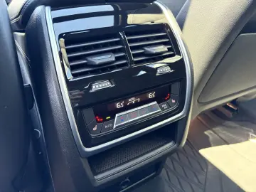 BMW X6 M60i xDrive MSportPro Adap-M-Fahrw AHK HeadUp