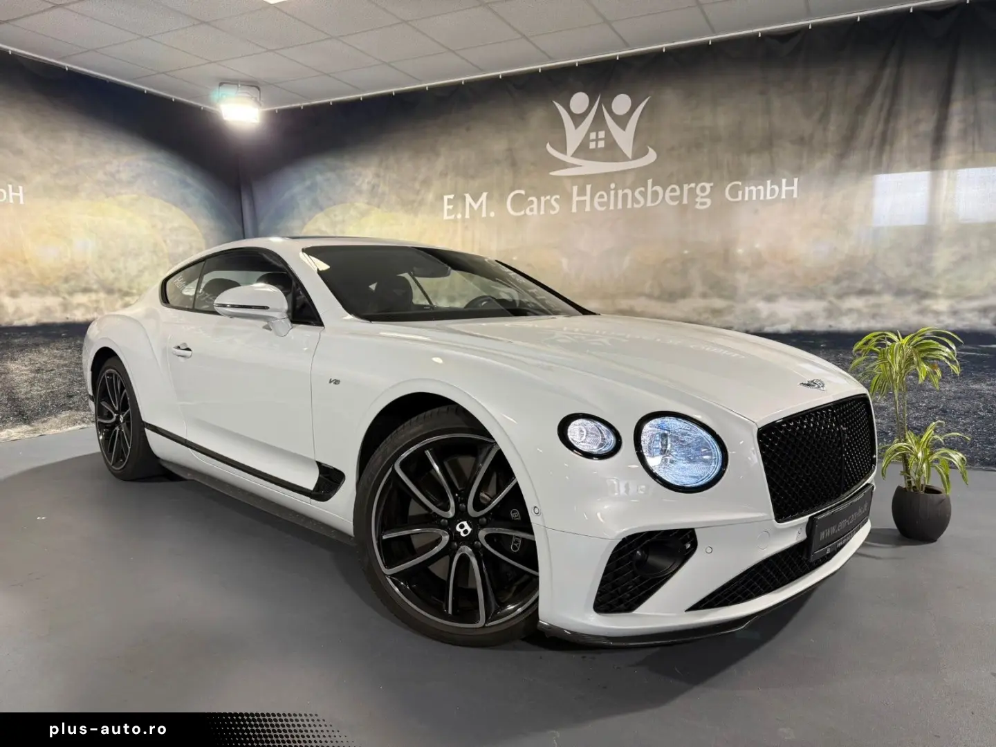 BENTLEY Continental GT V8 Mulliner Blackline Carbon Pano