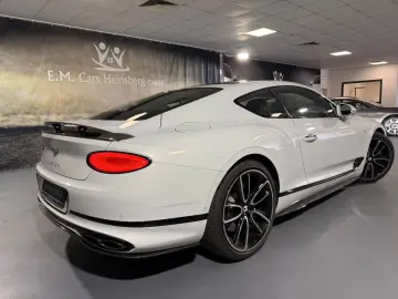 BENTLEY Continental GT V8 Mulliner Blackline Carbon Pano