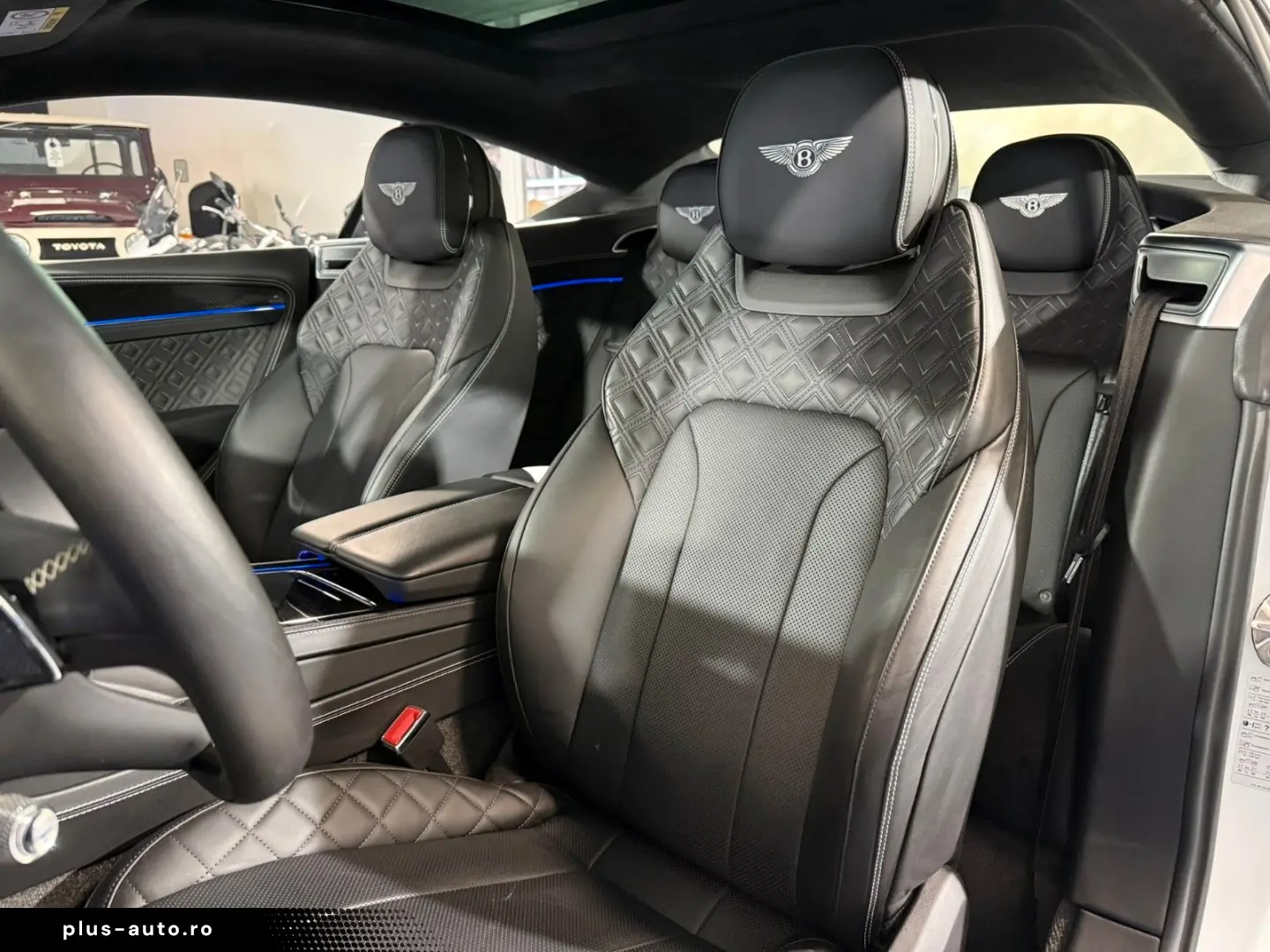 BENTLEY Continental GT V8 Mulliner Blackline Carbon Pano
