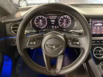 BENTLEY Continental GT V8 Mulliner Blackline Carbon Pano