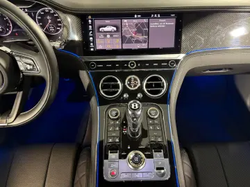 BENTLEY Continental GT V8 Mulliner Blackline Carbon Pano