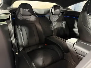 BENTLEY Continental GT V8 Mulliner Blackline Carbon Pano