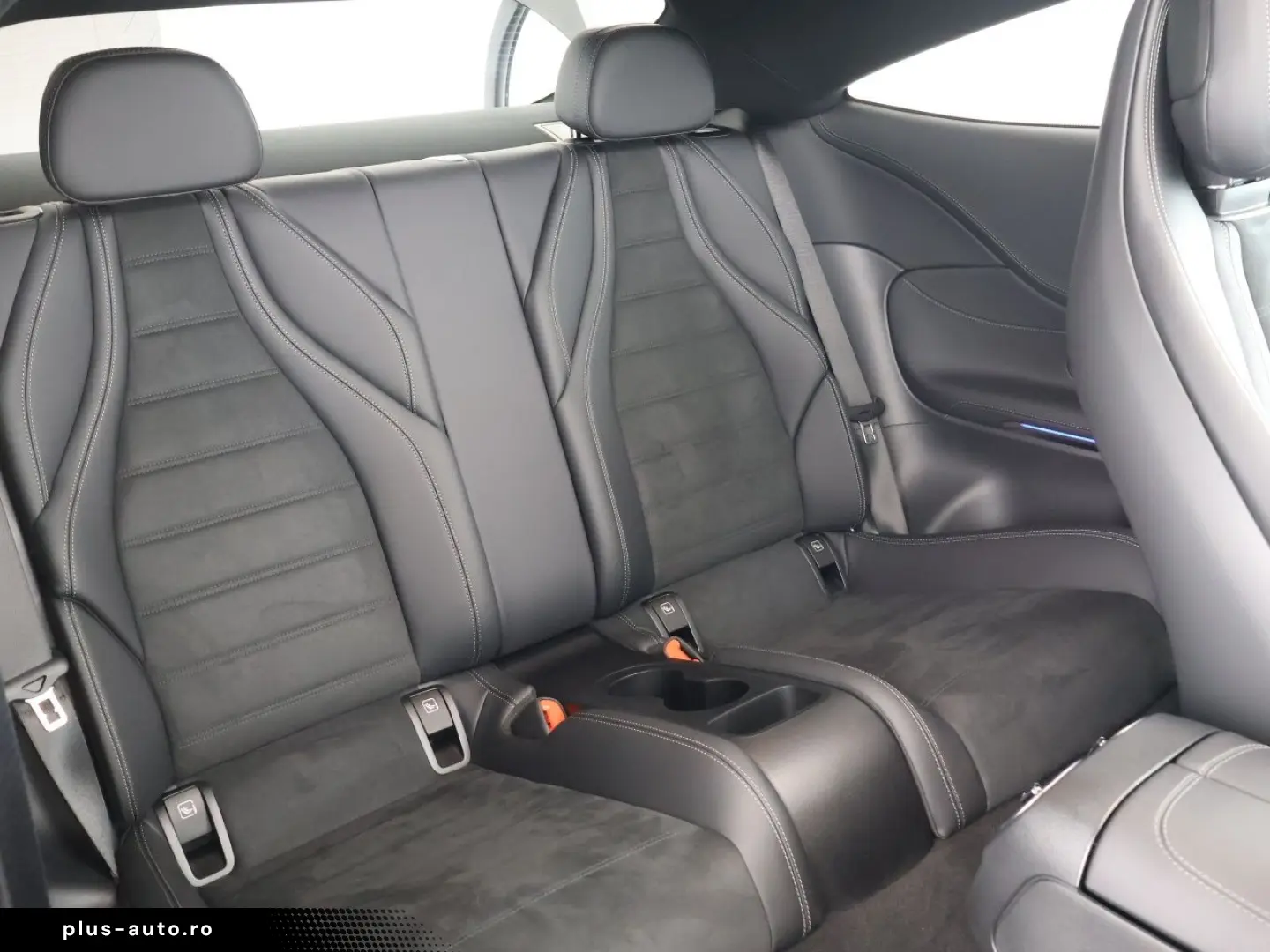 MERCEDES-BENZ CLE200 Coupé AMG ADV  Pano Distr.