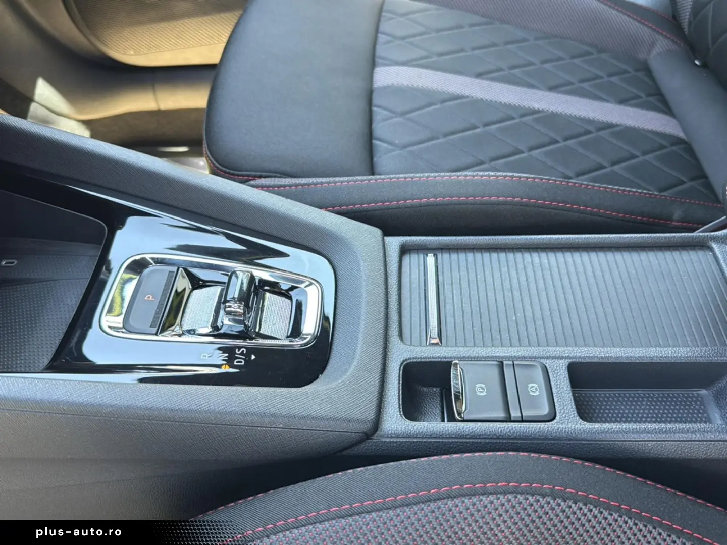 SKODA Octavia Lim. RS  LED  Navi  Virtual