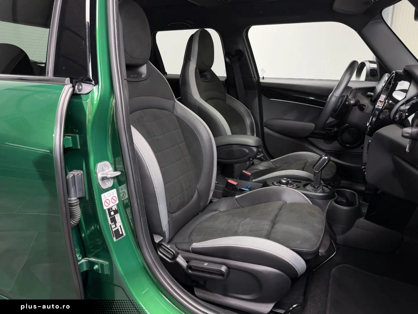 MINI Cooper S JCW Trim ACC CarPlay Head-Up RFK LED