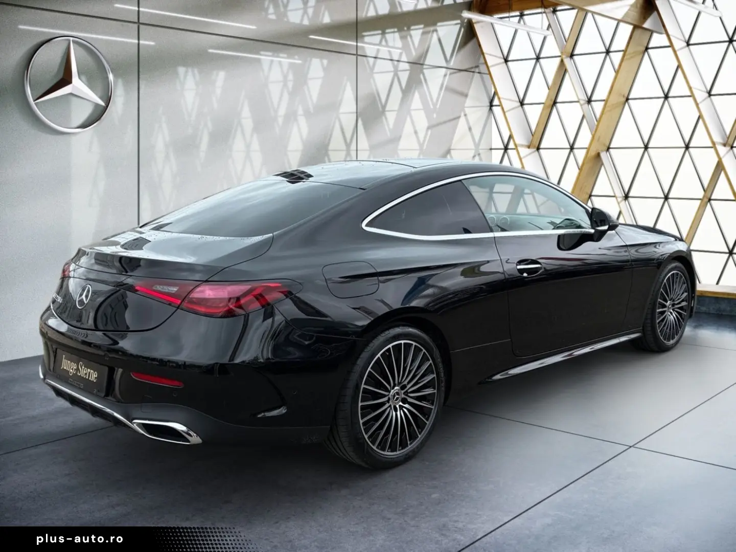 MERCEDES-BENZ CLE 220 d Coupé AMG Pano DigLight Mem Kam