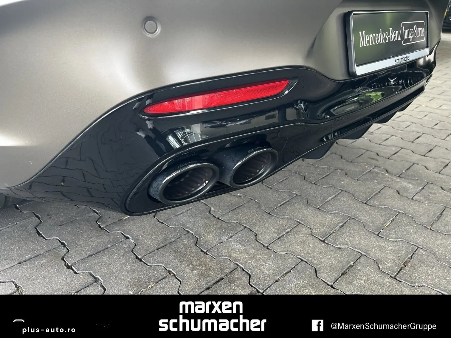 MERCEDES-BENZ AMG SL 43 V8-Styling Night2 Carbon Massage