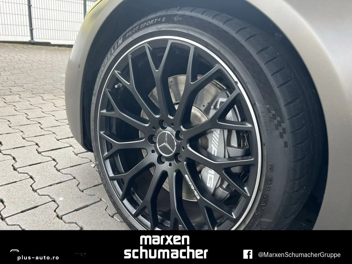 MERCEDES-BENZ AMG SL 43 V8-Styling Night2 Carbon Massage