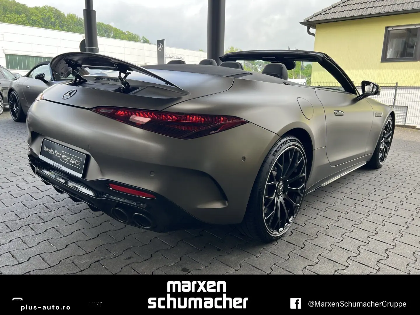 MERCEDES-BENZ AMG SL 43 V8-Styling Night2 Carbon Massage
