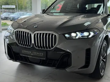 BMW X5 xDrive30d 3x M SPORT LUFT PANO ACC INDIVIDUAL