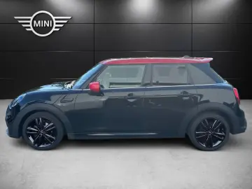 MINI Cooper 5-Türer Aut. Pano Navi LED RFK JCW Trim