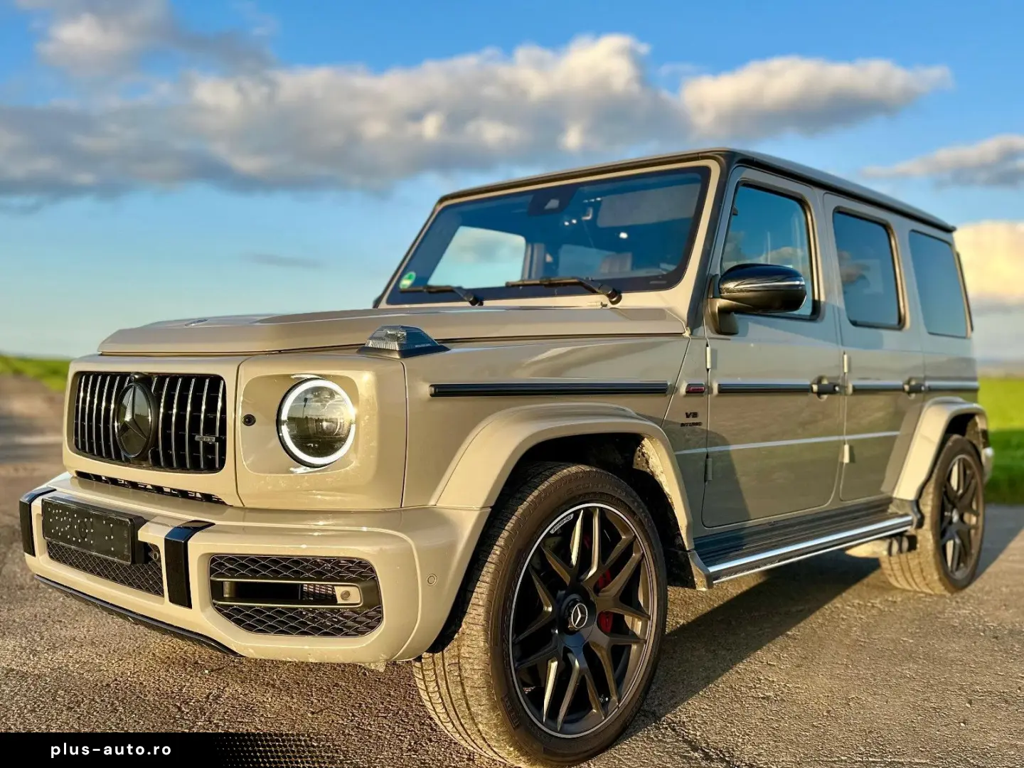 MERCEDES-BENZ G63 AMG Brabus 700 Night II Performance Carbon