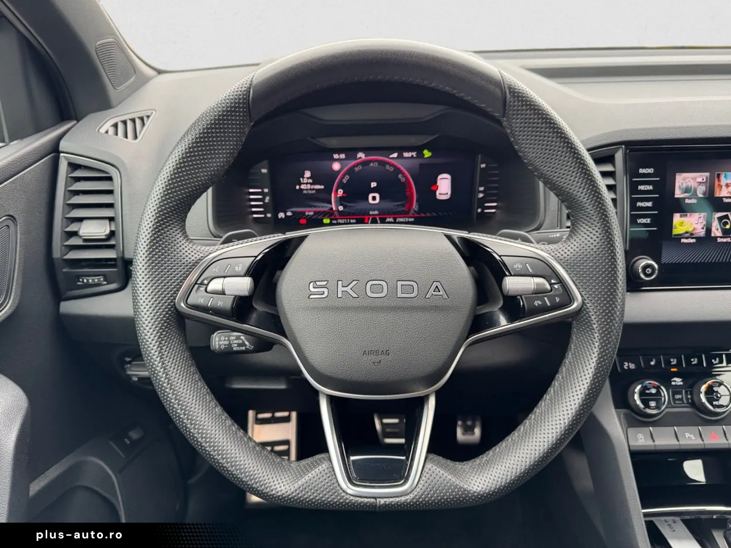 SKODA Karoq Sportline TSI DSG 4J-GAR. AHK eHECK KAMERA
