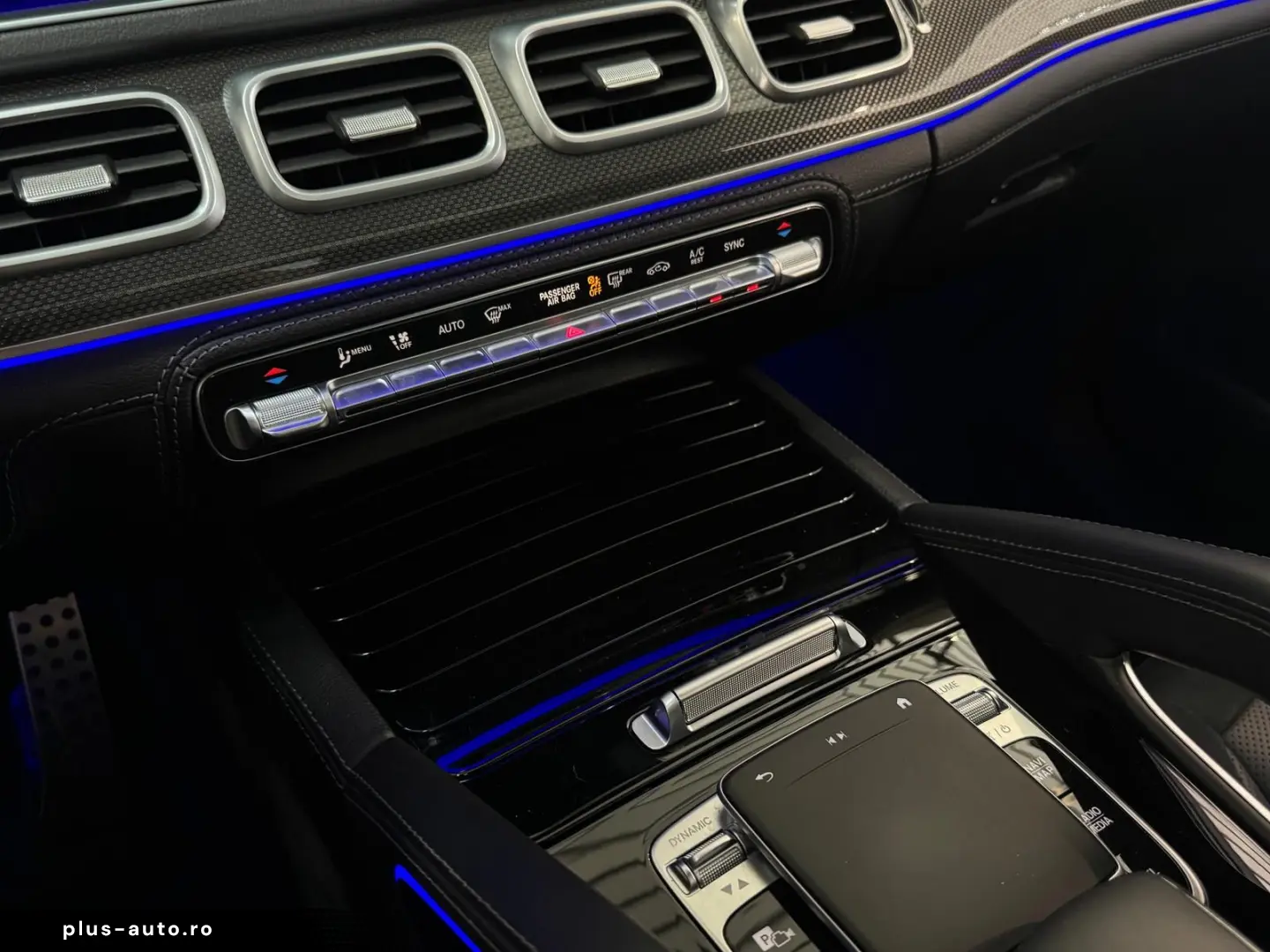 MERCEDES-BENZ GLE63 AMG Coupe PERFORMANCE PANO CARBON MASS