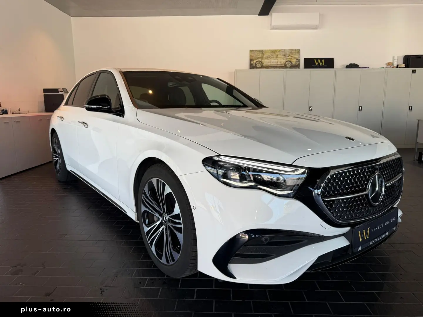 MERCEDES-BENZ E 220 d Night Paket AMG-Line BURM 4d AHK MBUX