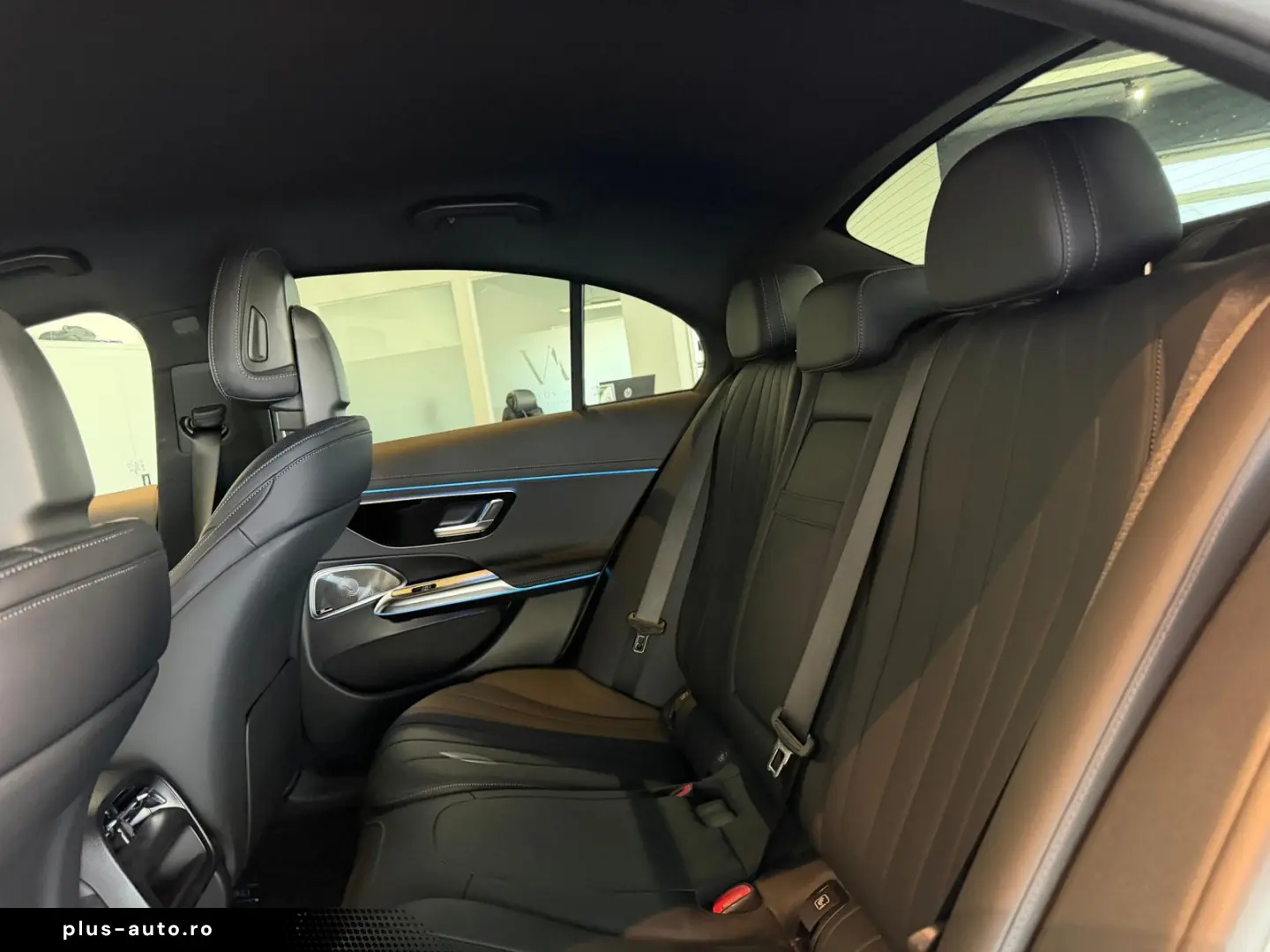 MERCEDES-BENZ E 220 d Night Paket AMG-Line BURM 4d AHK MBUX