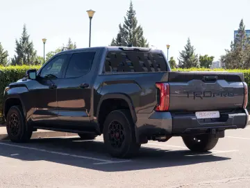 Toyota Tundra TRD Pro HYBRID Crew Max 4X4- LIVRARE IMEDIATA