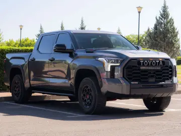 Toyota Tundra TRD Pro HYBRID Crew Max 4X4- LIVRARE IMEDIATA