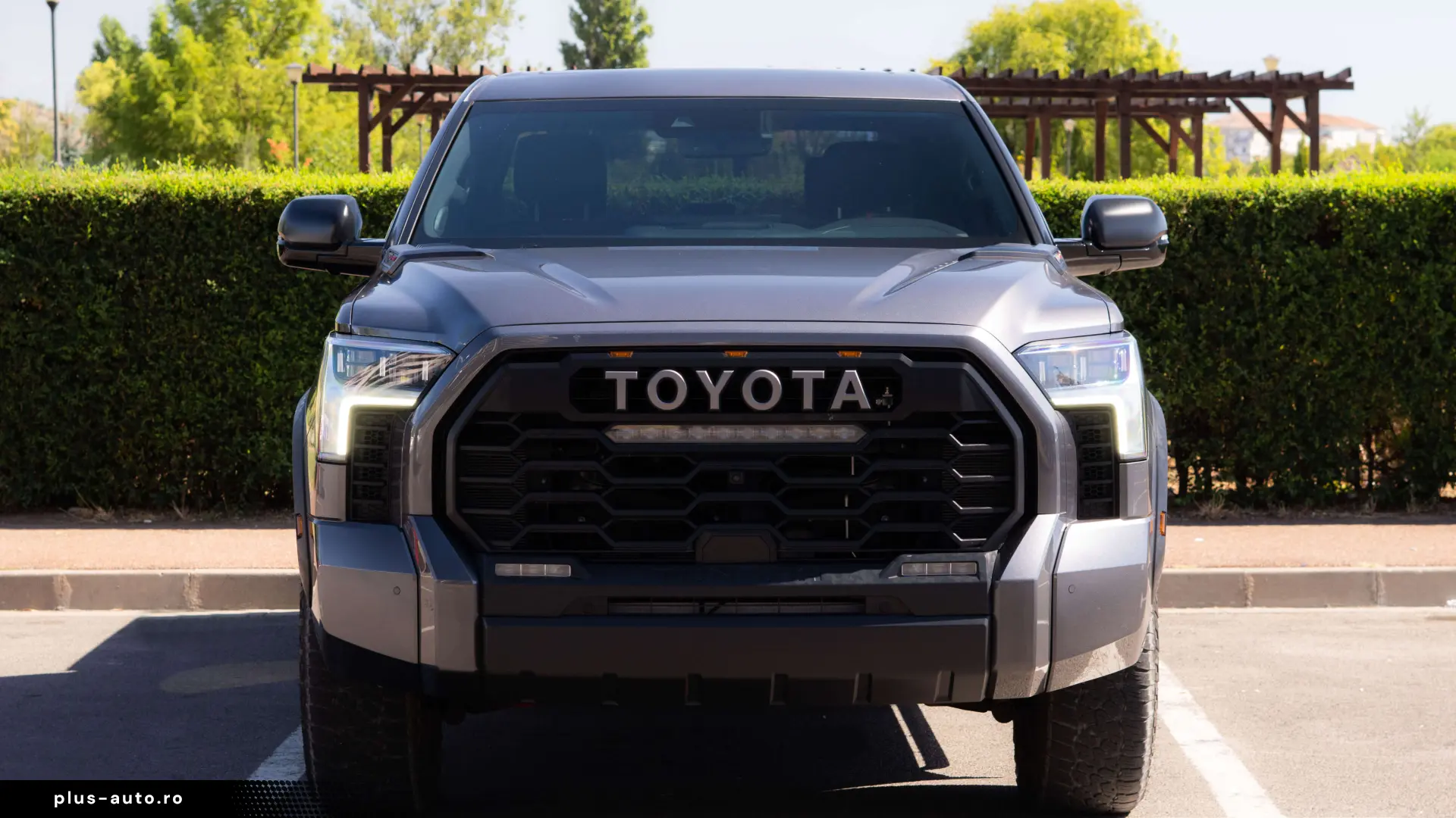 Toyota Tundra TRD Pro HYBRID Crew Max 4X4- LIVRARE IMEDIATA