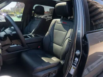 Toyota Tundra TRD Pro HYBRID Crew Max 4X4- LIVRARE IMEDIATA