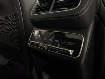 MERCEDES-BENZ GLE 450 AMG LINE  PANO HUD LUFT AHK BU…