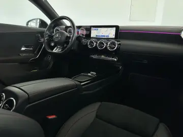 MERCEDES-BENZ CLA 35 AMG 4Matic  PANO HUD BURM 360 DIST TOT