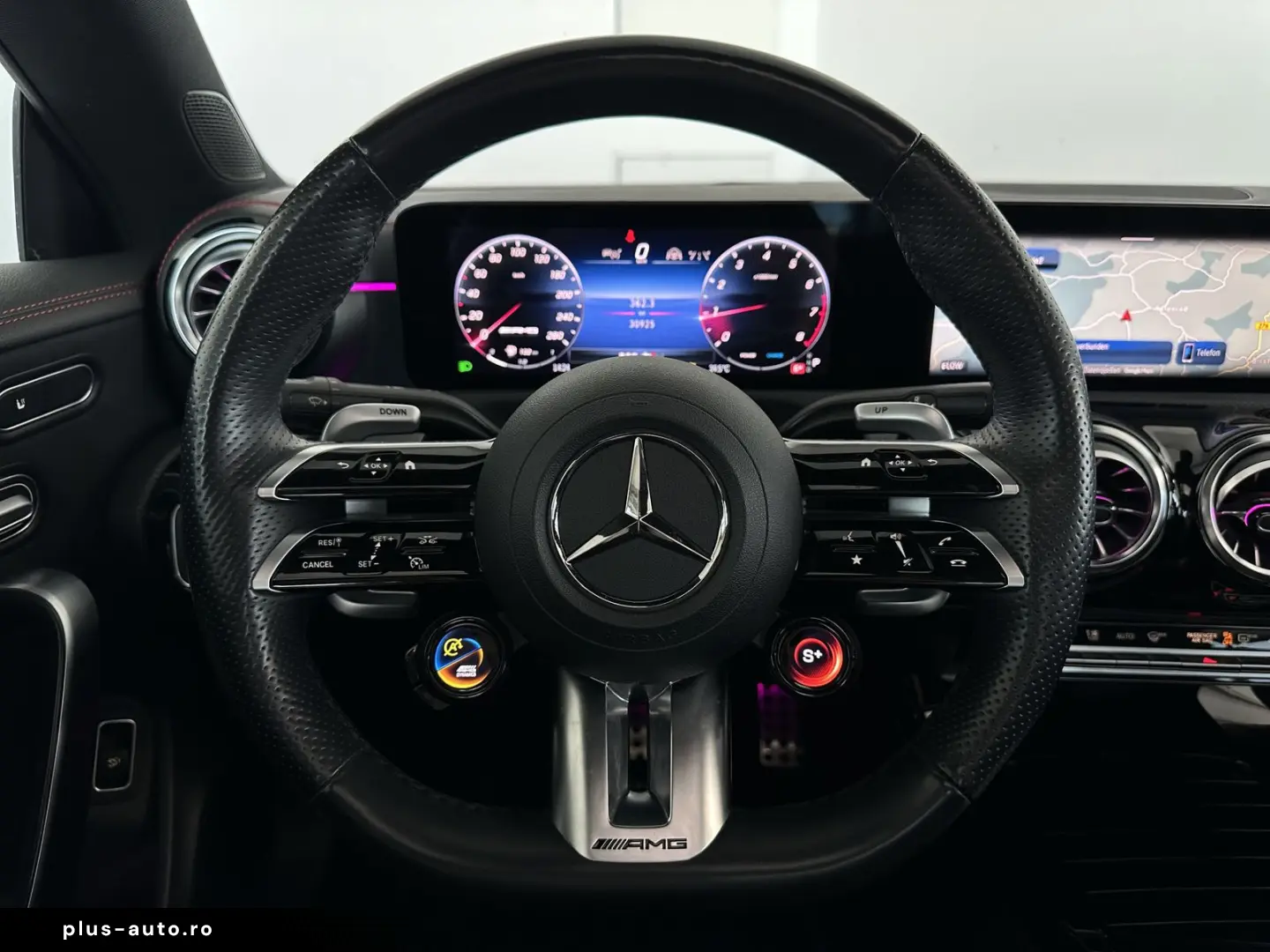 MERCEDES-BENZ CLA 35 AMG 4Matic  PANO HUD BURM 360 DIST TOT