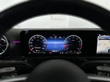 MERCEDES-BENZ CLA 35 AMG 4Matic  PANO HUD BURM 360 DIST TOT