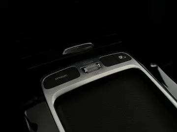 MERCEDES-BENZ CLA 35 AMG 4Matic  PANO HUD BURM 360 DIST TOT