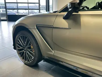 ASTON MARTIN DBX 707-Q Satin Titanium Grey - Full Carbon