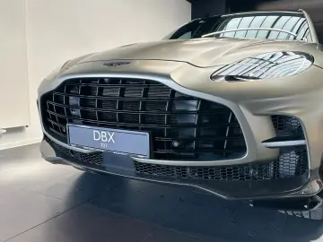 ASTON MARTIN DBX 707-Q Satin Titanium Grey - Full Carbon