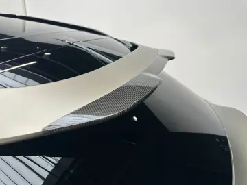ASTON MARTIN DBX 707-Q Satin Titanium Grey - Full Carbon