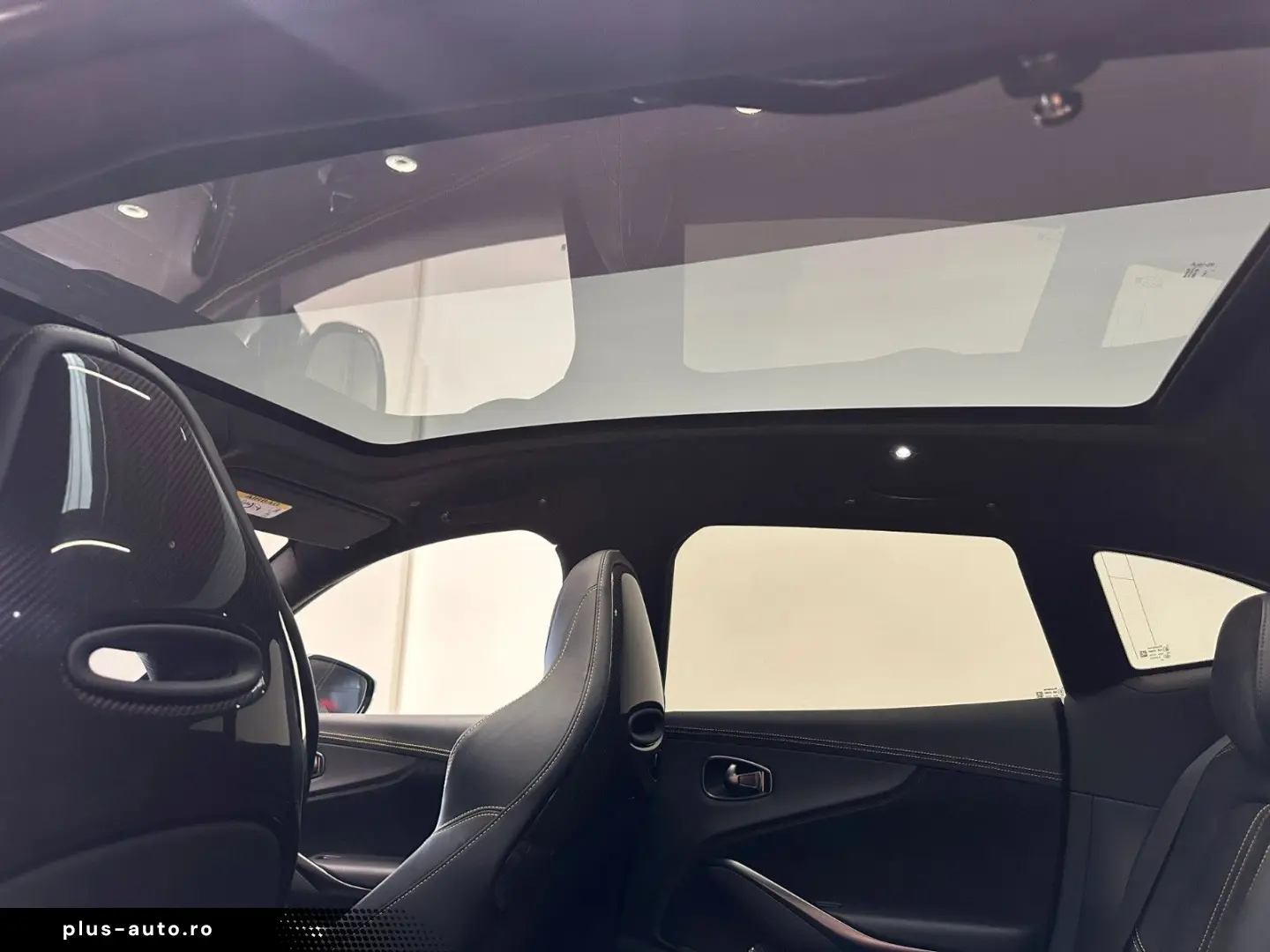 ASTON MARTIN DBX 707-Q Satin Titanium Grey - Full Carbon