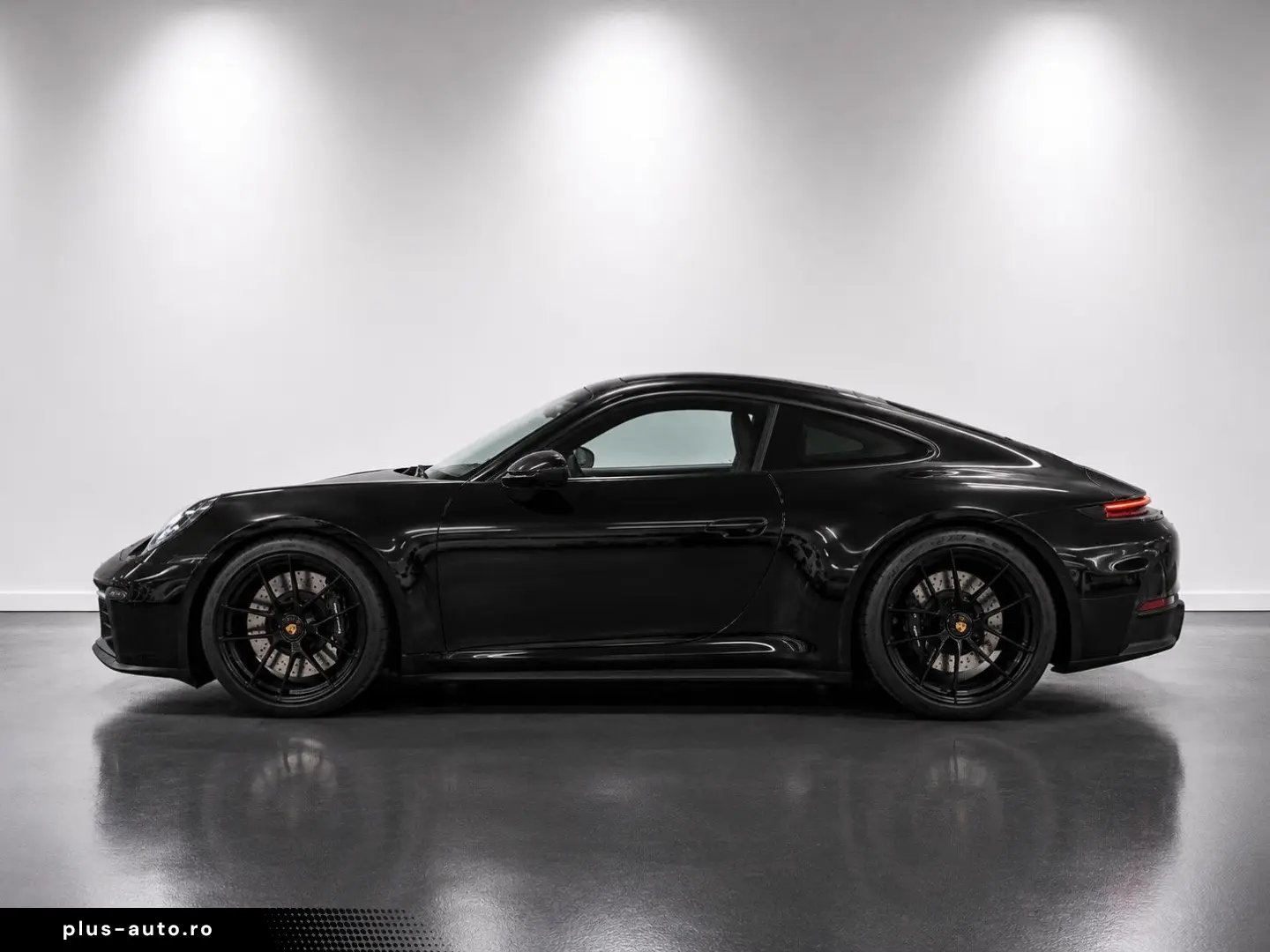 PORSCHE 911 Carrera GTS T-Hybrid
