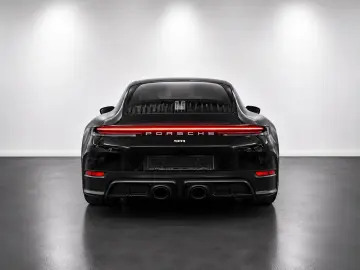 PORSCHE 911 Carrera GTS T-Hybrid